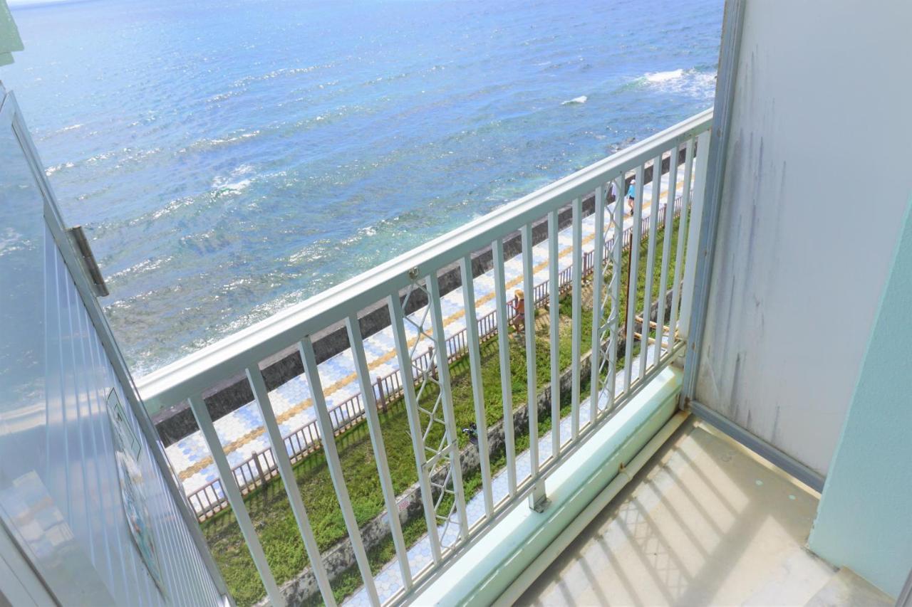 Okinawa Ocean Front Hotel Chatan Exterior photo
