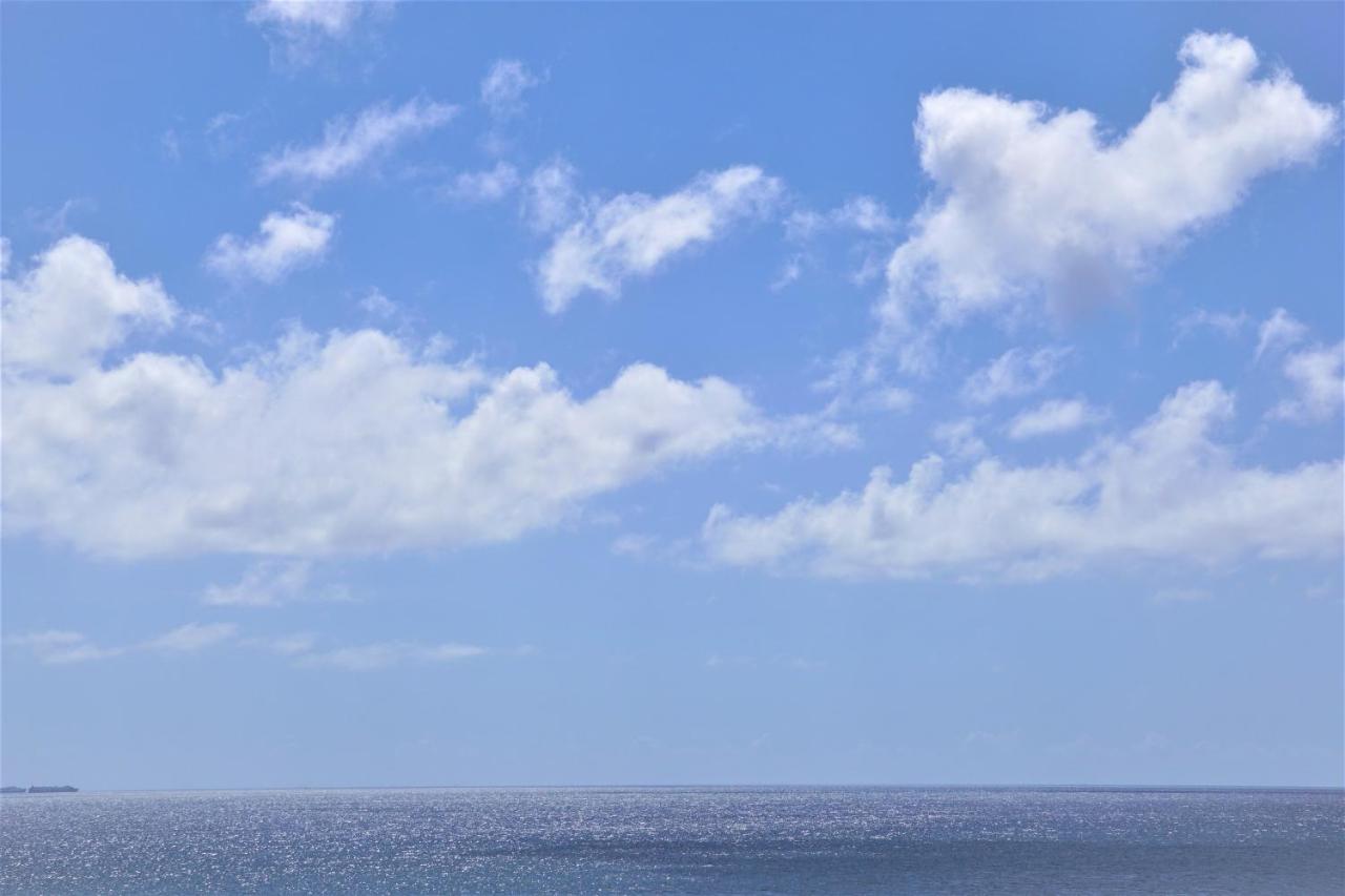 Okinawa Ocean Front Hotel Chatan Exterior photo